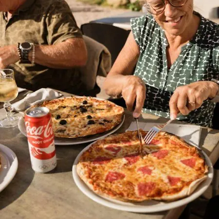 Mobil 6 Pers - Terrasse - - Api-1-52-570 *