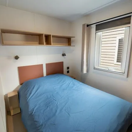 Camping Mobil 6 Pers - Terrasse - - Api-1-52-570 *