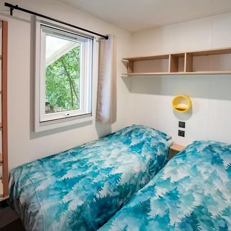 Mobil 6 Pers - Terrasse - - Api-1-52-570 Camping